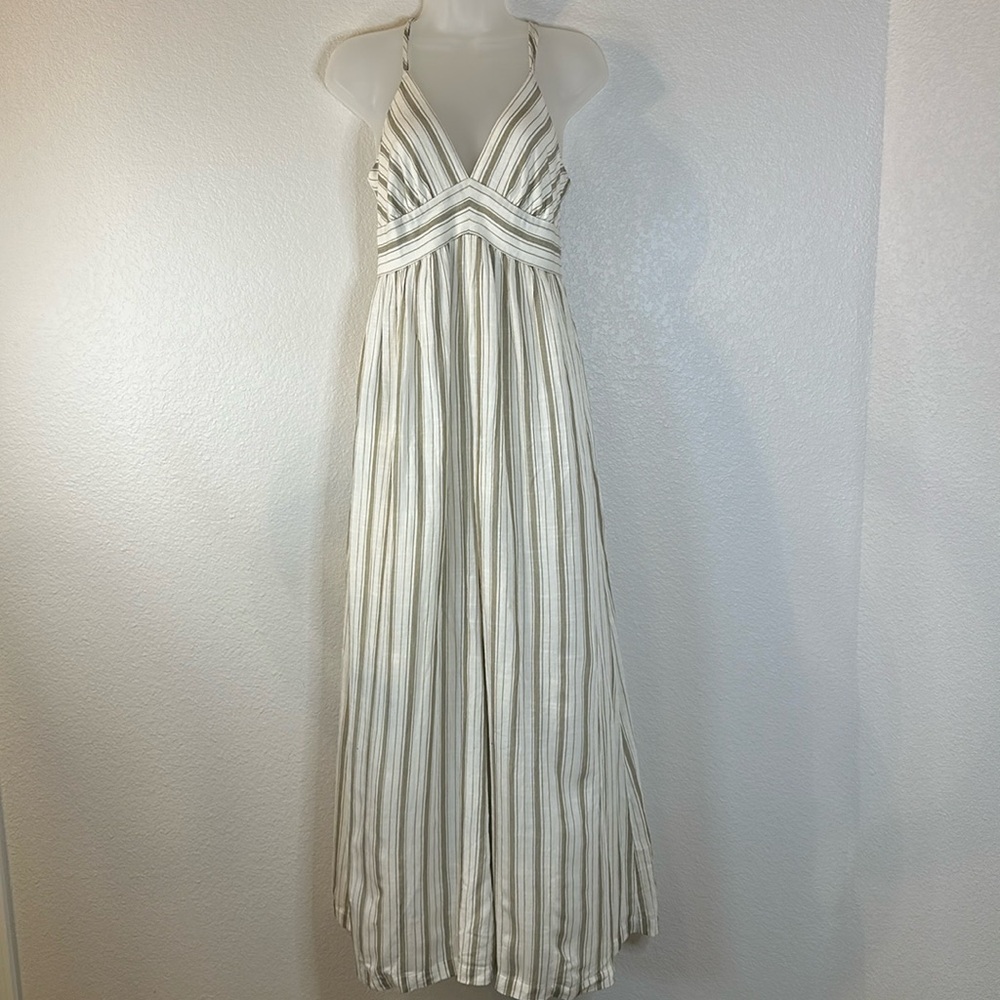 American Eagle Sage Green & Cream Plunge Wide-Leg Jumpsuit Size Medium NWOT - Picture 4 of 12